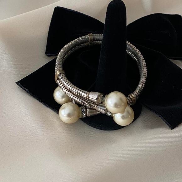 Vintage bracelet wrap around retro expandable silver (not tested) pearl cubic - Picture 8 of 8